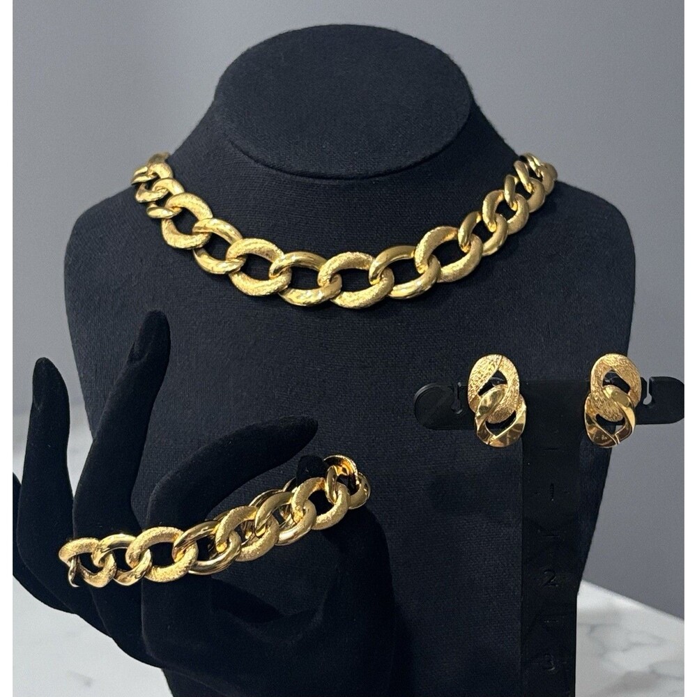 Vintage Napier Gold Tone Textured Curb Chain Necklace Bracelet Earrings Set